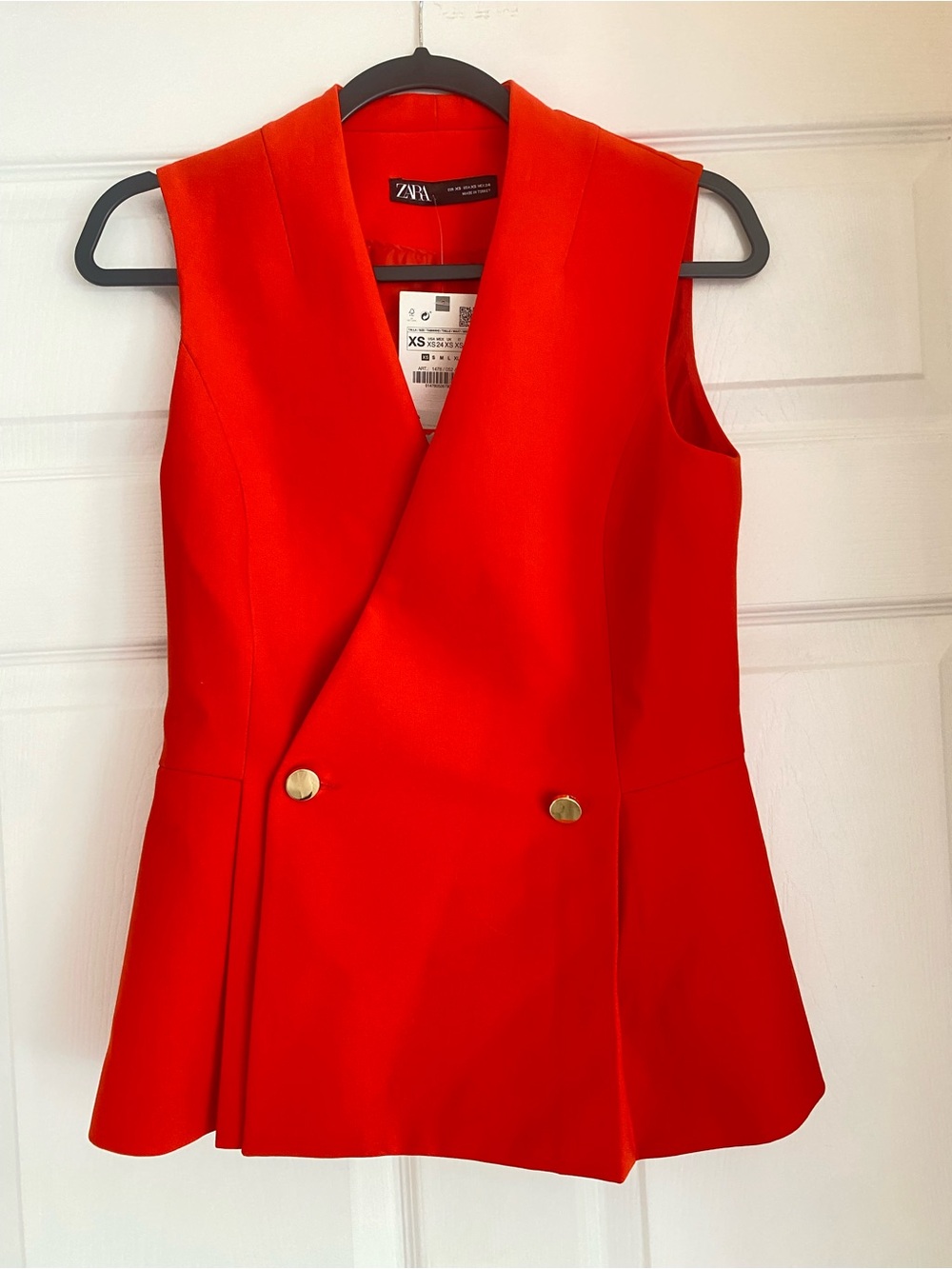 Zara Bright Red Sleeveless Double-Breasted Blazer with Gold Buttons